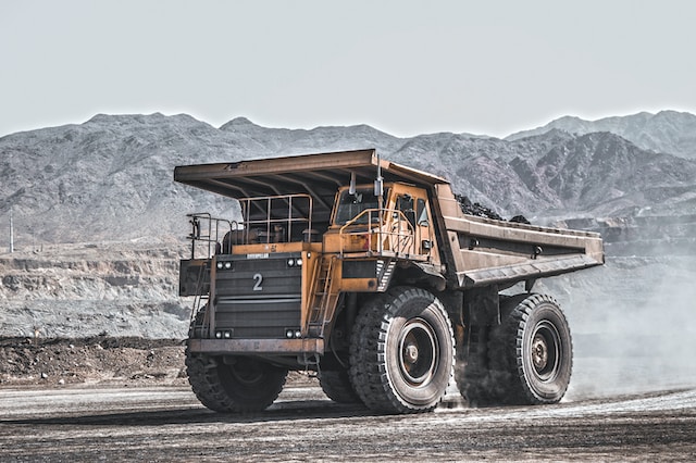 Mining signs a strategic partnership agreement with an international mining company to develop a new mine in the Kingdom.